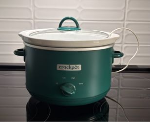 Crock-Pot 4.5qt Slow Cooker Ponderosa Green: Ceramic Stoneware, 3 Settings, Stay-Cool Handles, Dishwasher-Safe Parts