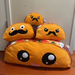 Taco Plushie Family 