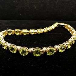 14K Yellow Gold Peridot Bracelet