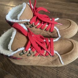 Just fab Boy Moccasin Winter Boots Plaid Red Size 2 