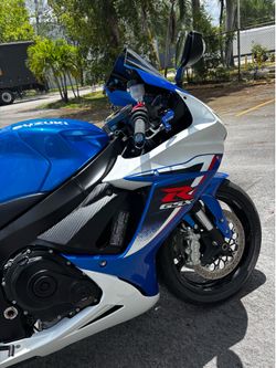 2025 Suzuki GSX-R600