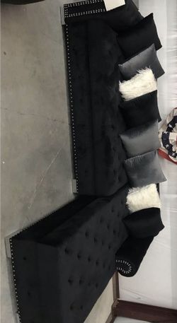 Black Sectional/ Available In Gray, Blue and Pink! Royal Sectional