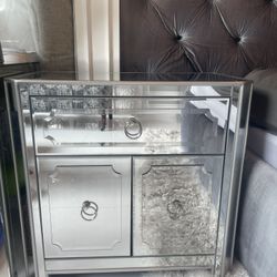 30” Mirrored Nightstands - set of 2