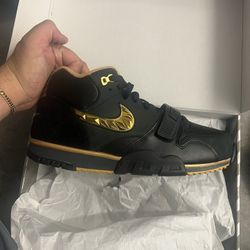 Nike Air trainer 1 College Football S11