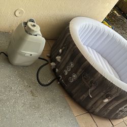 120 Coleman SALUSA SPA TUB 