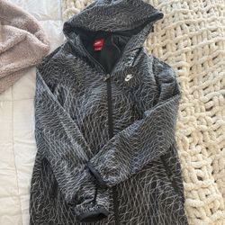 Nike Women’s Windbreaker 