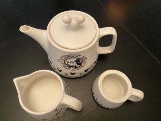 Disney Parks Mickey Mouse Ceramic Black & White Teapot & Creamer Set Coffee