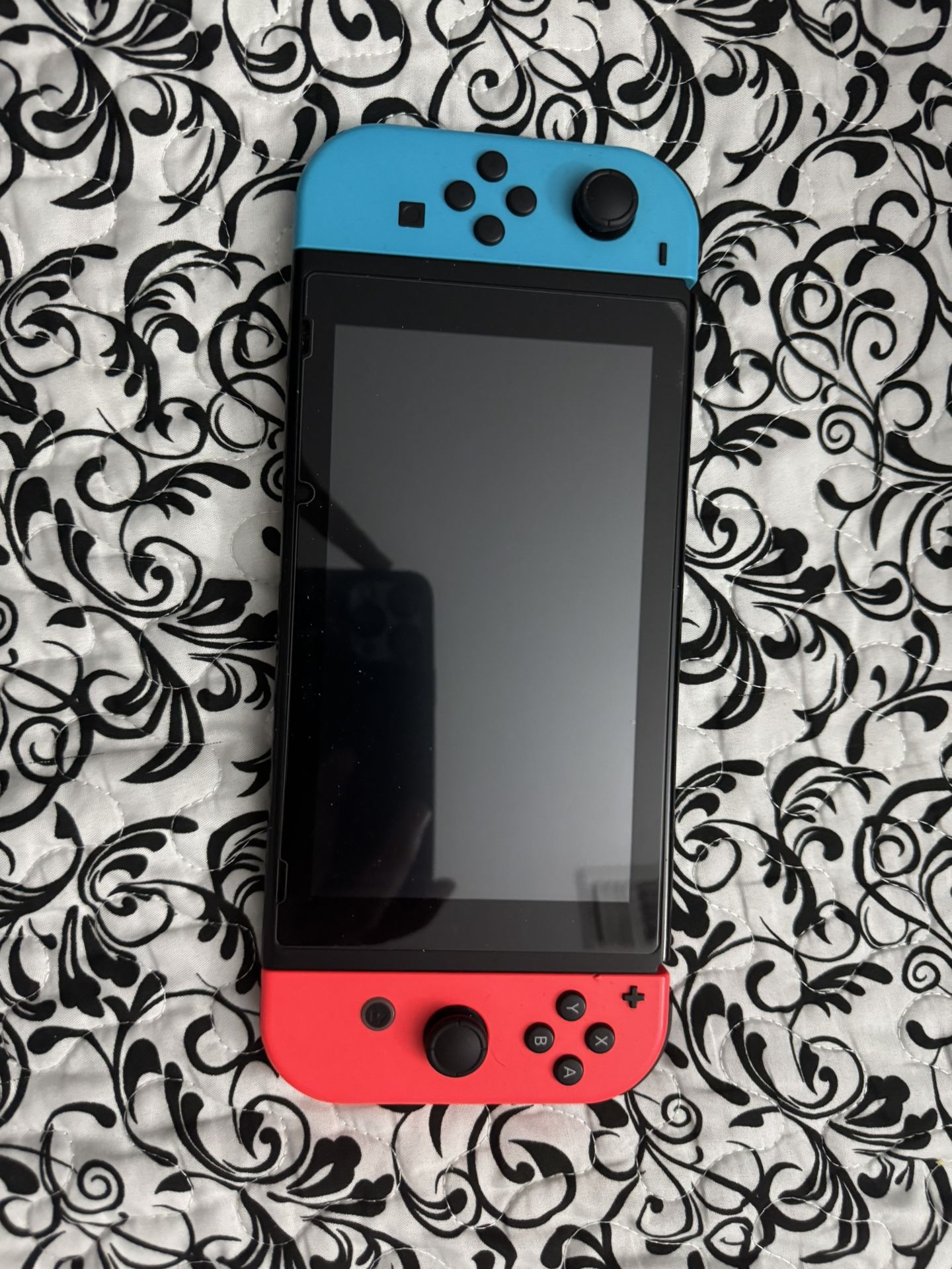 Switch With Carrying Case