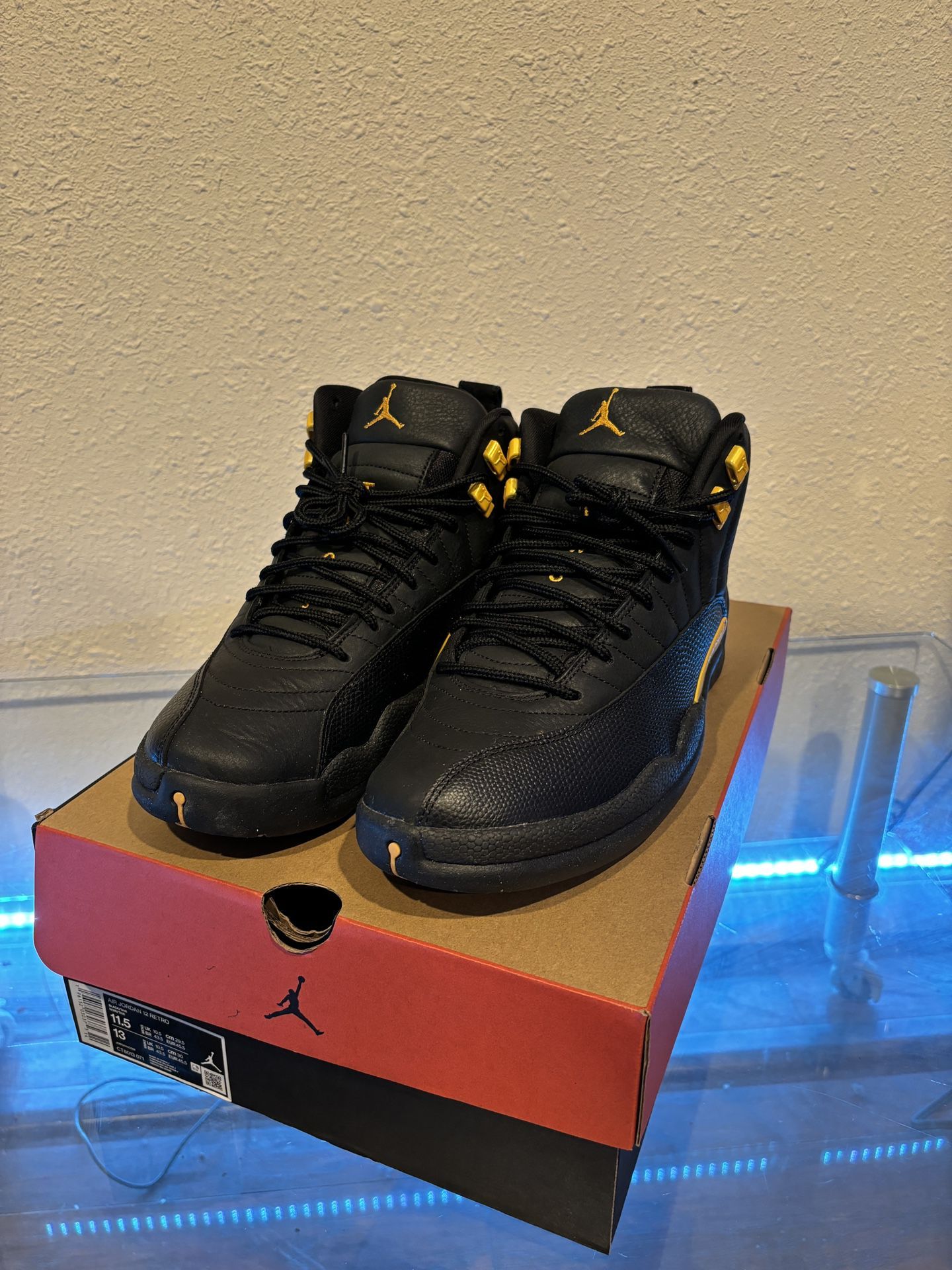 Jordan Retro 12 Black Taxi 