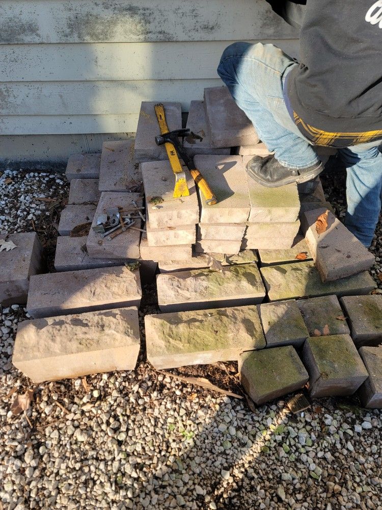 Pavers For bonfire Pit. Never Used. Stored Under Deck And Neverbgotntonfinish The Project. Must Pick Up In The Mext 3 Days Or Going To Neighbor
