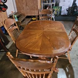 Dinning Room Table With 4 Chairs