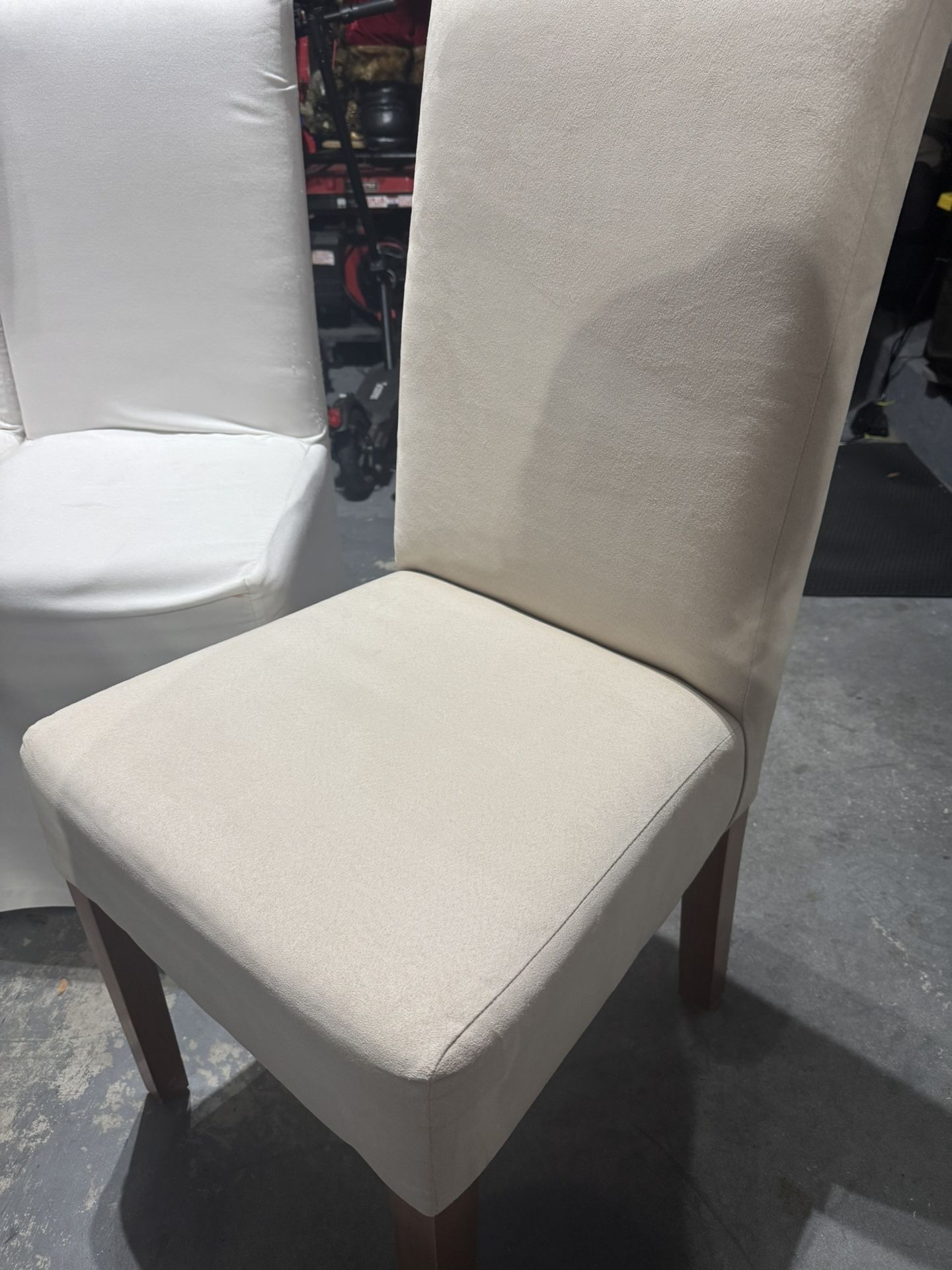 Dining chairs, excellent condition!