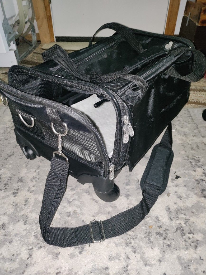 Sherpa Deluxe Black Airline Approved Soft Sided Dog & Cat Carrier, 19" L X 11.8" W X 11.5"