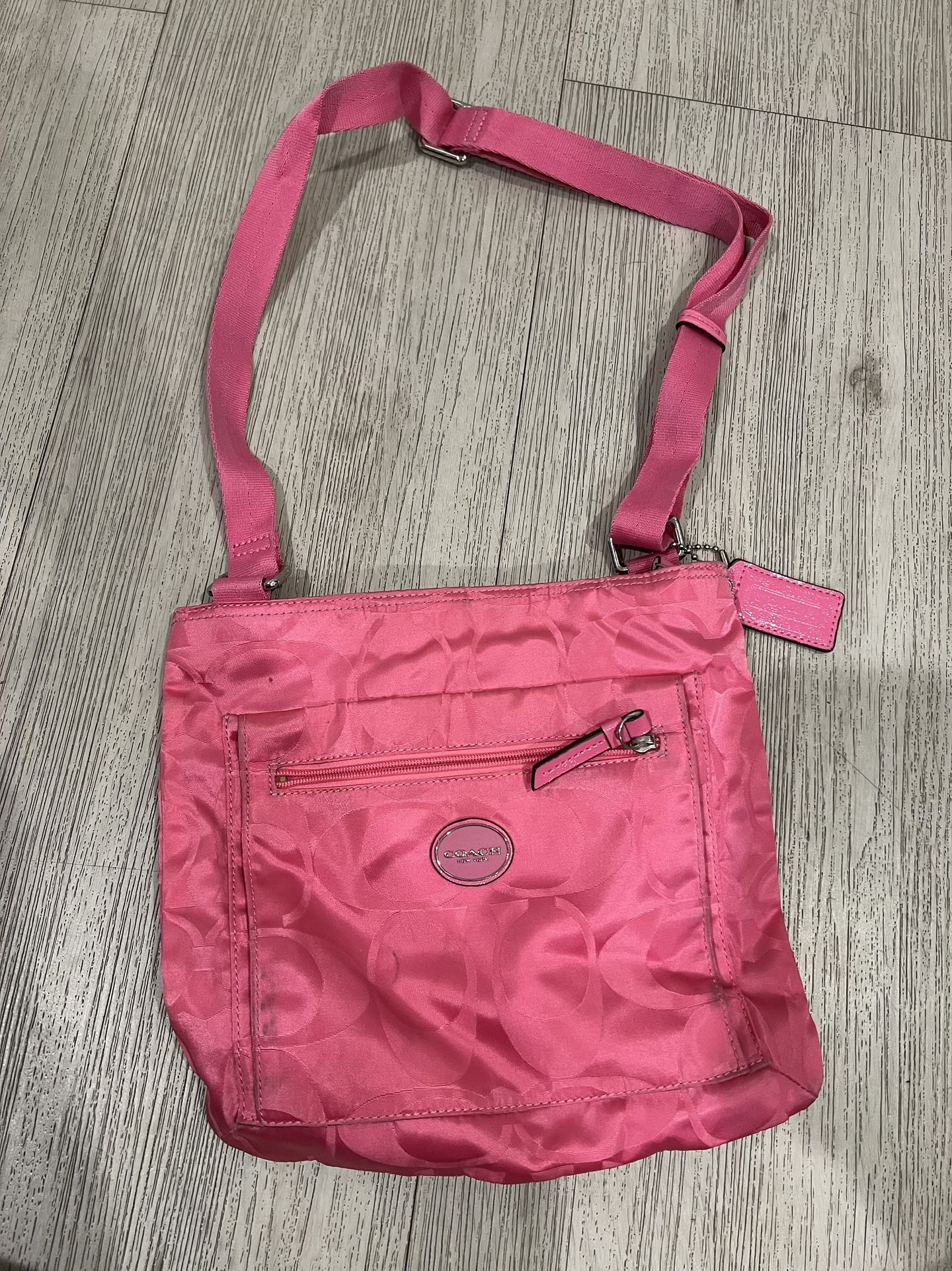 COACH Signature Getaway Nylon File Cross-body Bag M1373-F77408 Hot Pink Purse