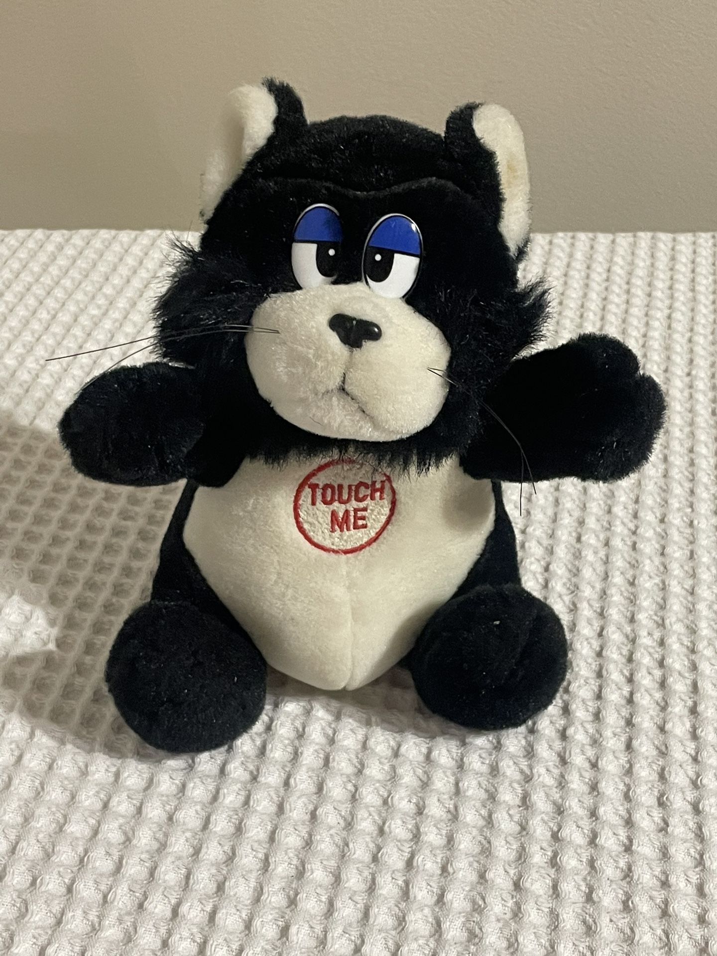 Vintage BLACK WHITE KITTY CAT PLUSH TOY 10" makes sounds/noises and vibrates