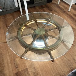 Round glass top nautical lantern/ship's wheel base cocktail table - no contents 36x36x17