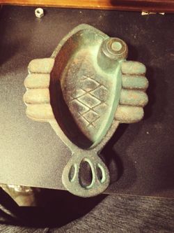 Vintage Japanese Cast Iron Ash Tray.