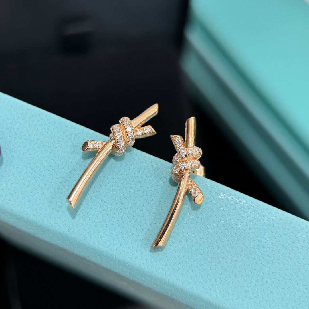 Tiffany Knot Earrings in Gold with Diamonds