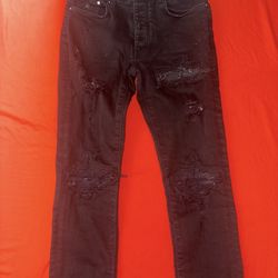 Amiri all black