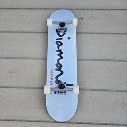 DIAMOND SKATEBOARD SIZE 8.0