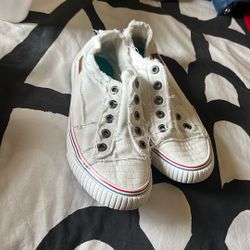 Size 8W Blowfish Malibu Shoes