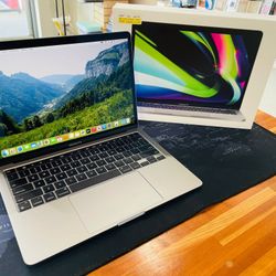 APPLE MACBOOK PRO M2 CHIP 8GB 500GB -Like New In BOX APPLE CARE+ 10/2024