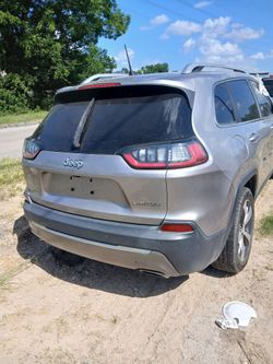 2019 Jeep Cherokee parts