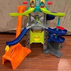 Fisher-Price Launch And Loop Raceway