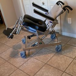 Portable Shower/Potty Deluxe 