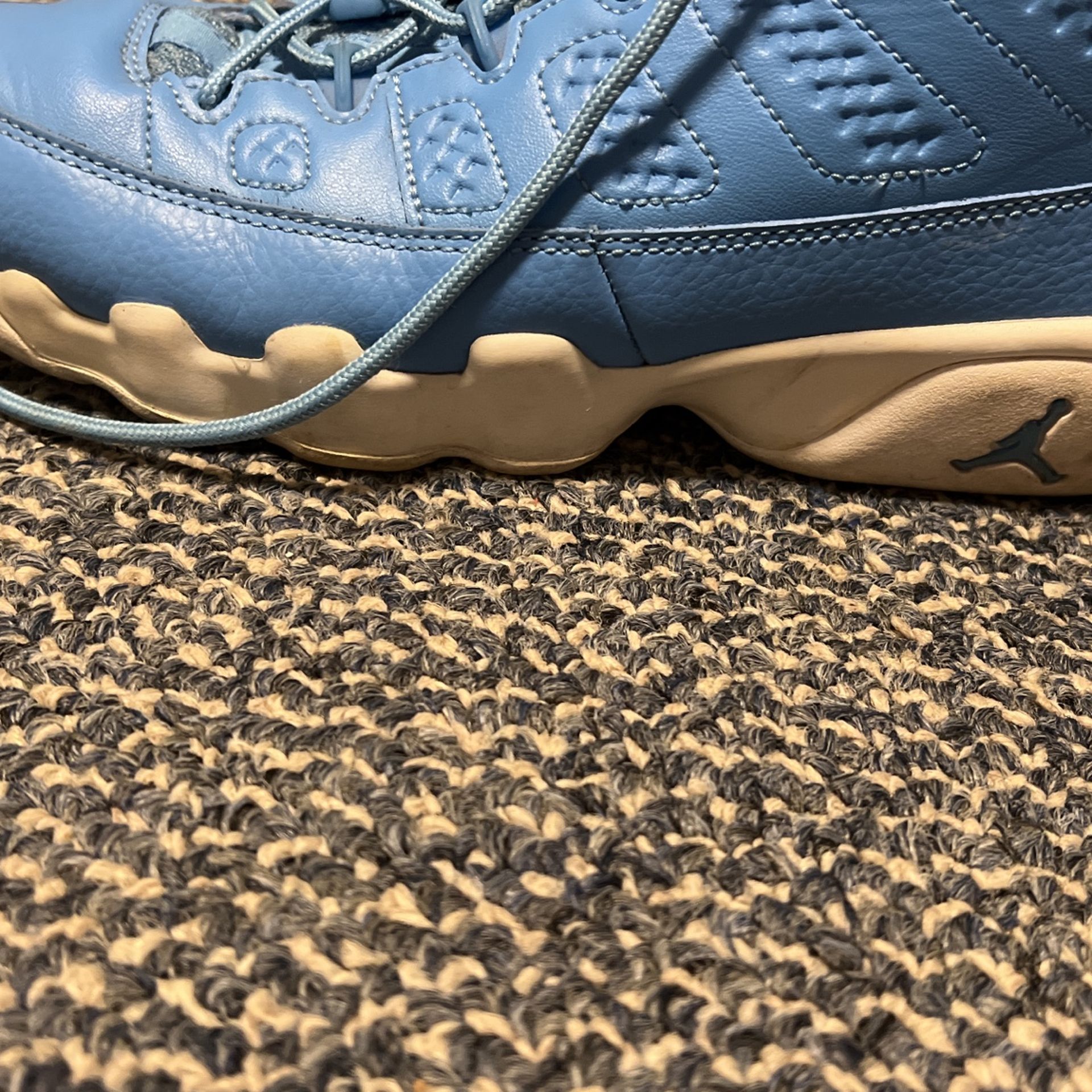 Size Jordan Pantone Low