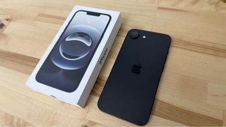 Unlocked in Box iPhone 16e 128GB Black