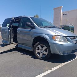 2006 Dodge Caravan