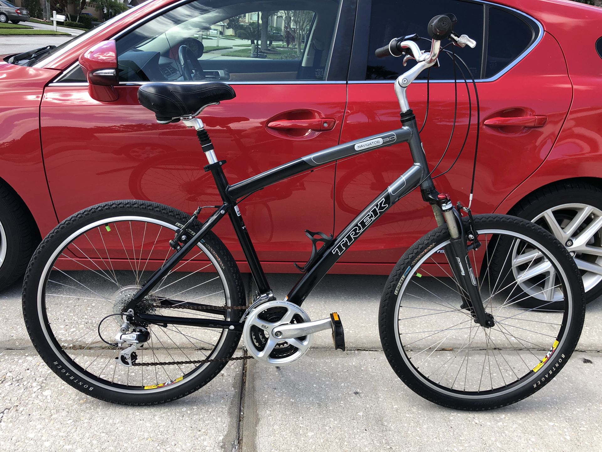 21” Trek Navigator 3.0 Hybrid Bike