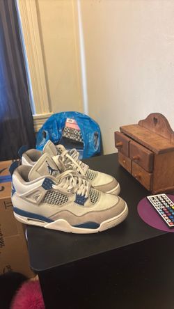 Jordan 4