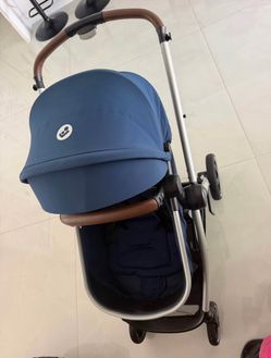 Maxi cosí luxe 5 in 1 stroller
