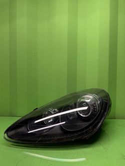 2011 2012 2013 2014 PORSCHE CAYENNE GTS Left Driver Side Headlight OEM 7P5941031BH