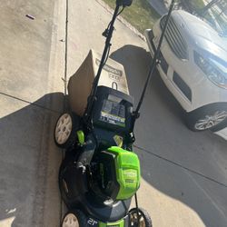 Greenworks Pro 21” Cordless Lawn Mower