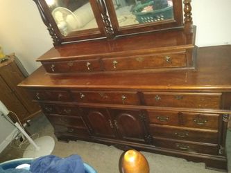 Large dresser with dual mirror