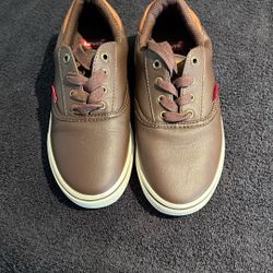  Levi’s Sneakers Boys Size 2 
