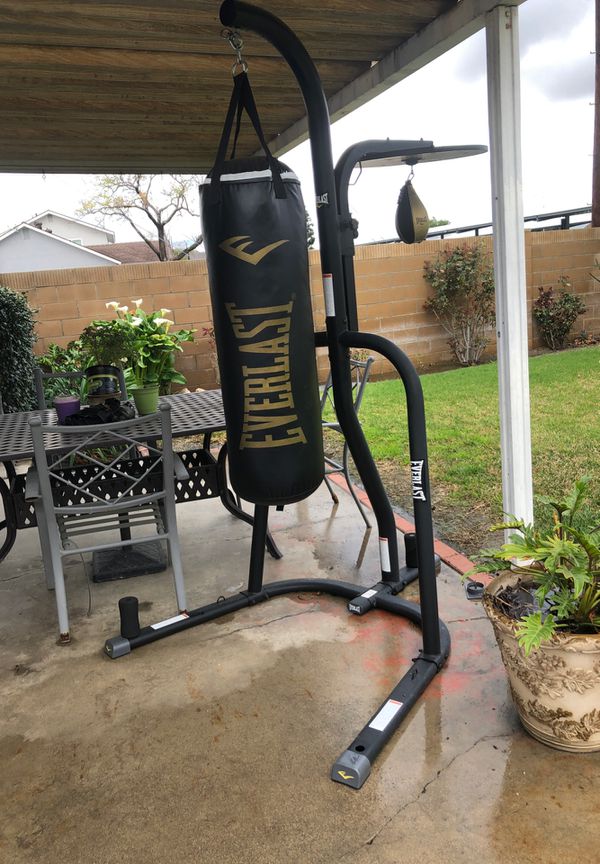 Everlast punching bag and speed bag for Sale in Anaheim, CA - OfferUp