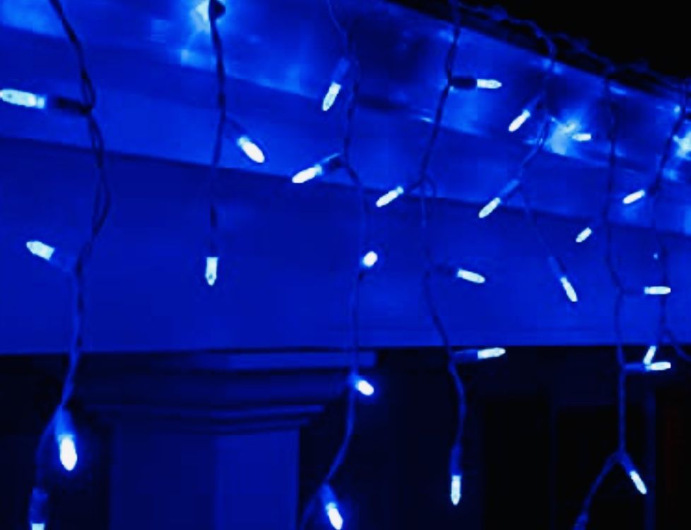 Blue LED Holiday Icicle String Light Set