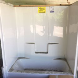 60x32x72 shower / tub