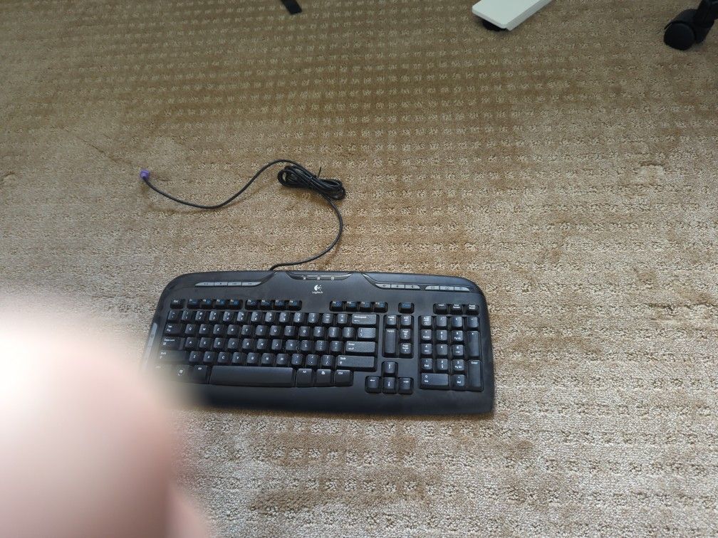 Logitech Keyboard
