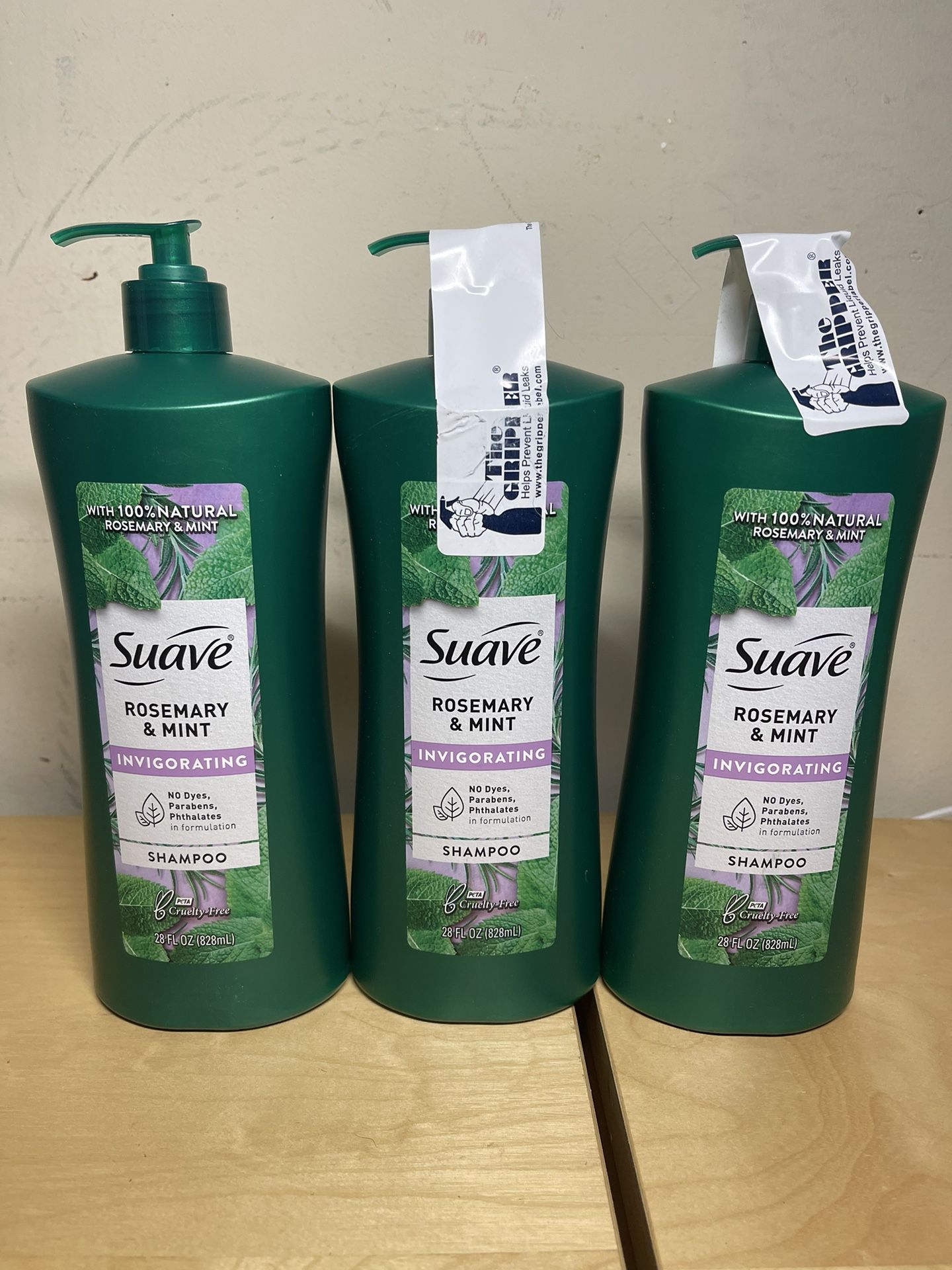Brand New Suave Shampoo for Dry and Damaged Hair Rosemary and Mint Dye Free 28 fl oz
