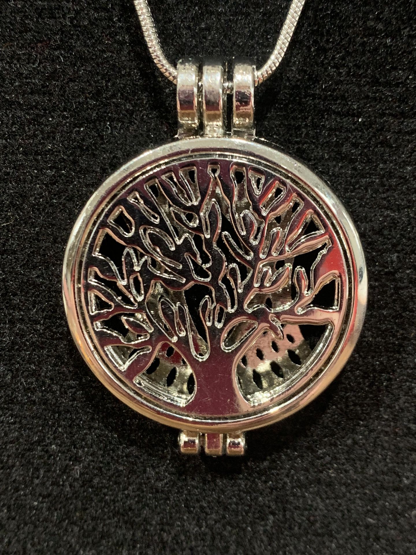 Tree Of Life Pendant Necklace 