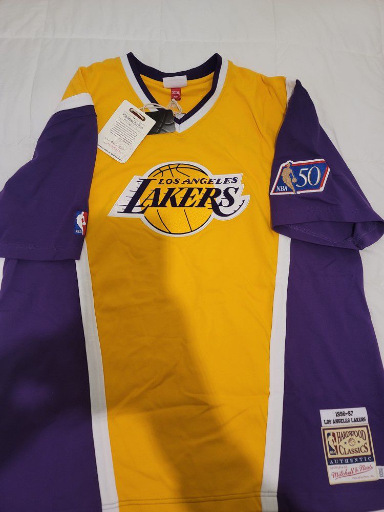 Los Angeles Lakers Mitchell & Ness NBA Home Authentic Shorts Size Large NWT  for Sale in Murrieta, CA - OfferUp