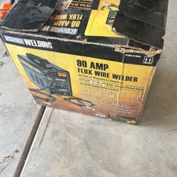 Chicago Electric Welding 90 Amp Flux Welder 