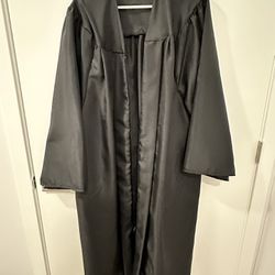 Black Graduation Gown 5’7”-5’9”