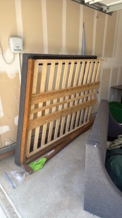 Broken Bed Frame, Salvageable Wood *NEED SOLD TODAY*