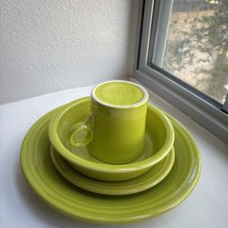 Fiesta 4 Piece Set Lemongrass 